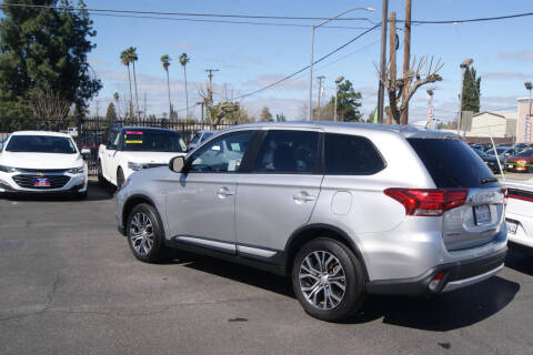 2018 Mitsubishi Outlander ES