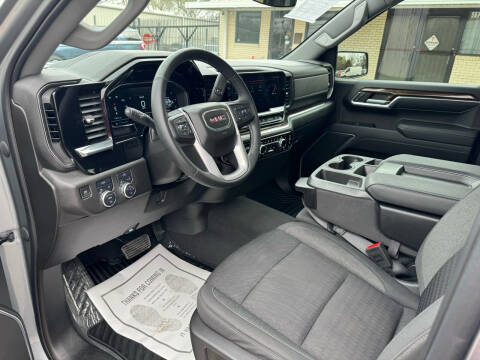 2023 GMC Sierra 1500 Elevation