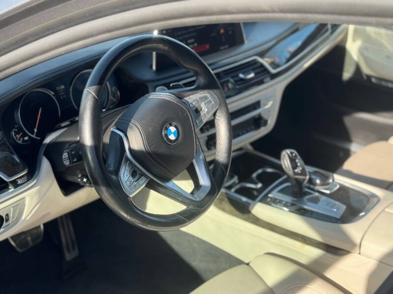 2018 BMW 7 Series 750i