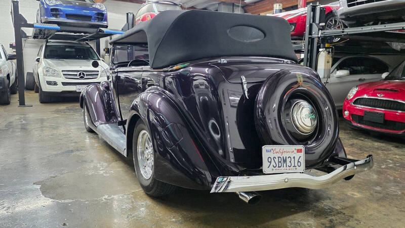 1936 Ford Phaeton