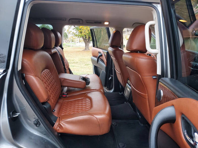 2017 Nissan Armada SV