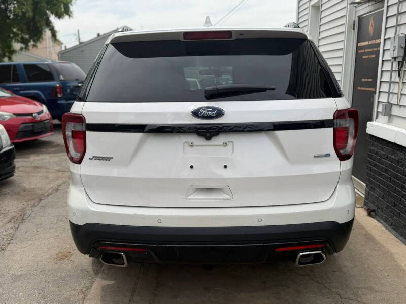 2017 Ford Explorer Sport