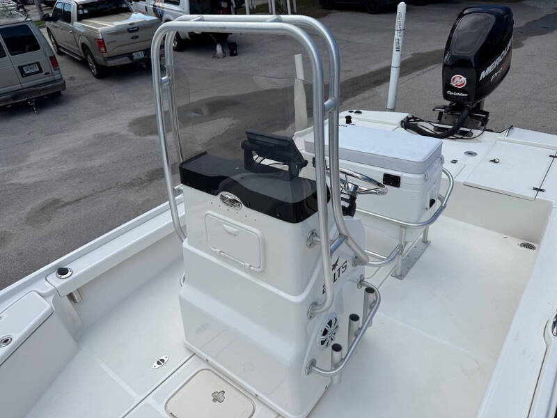 2015 Mako 21 LTS
