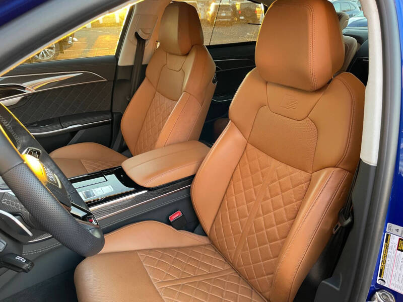 2023 Audi S8 4.0T quattro