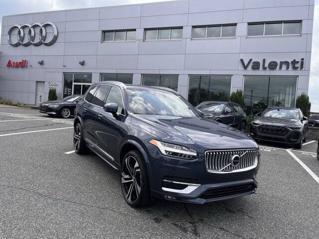 2024 Volvo XC90 B6 Ultimate Bright Theme 7P