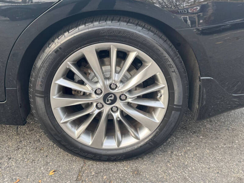 2021 Infiniti Q50 Luxe