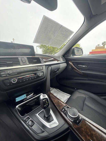 2015 BMW 3 Series 328i