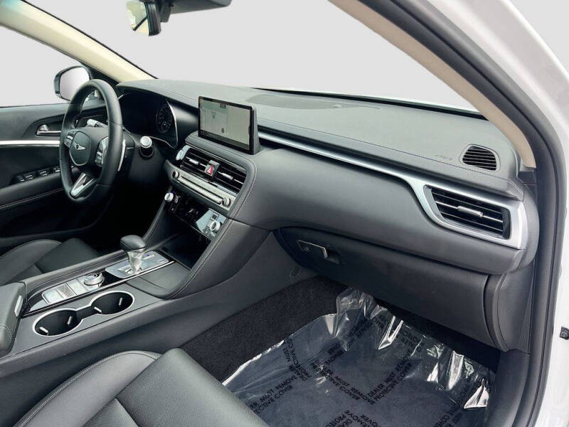 2025 Genesis G70