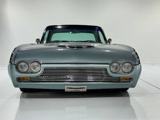 1962 Ford Thunderbird