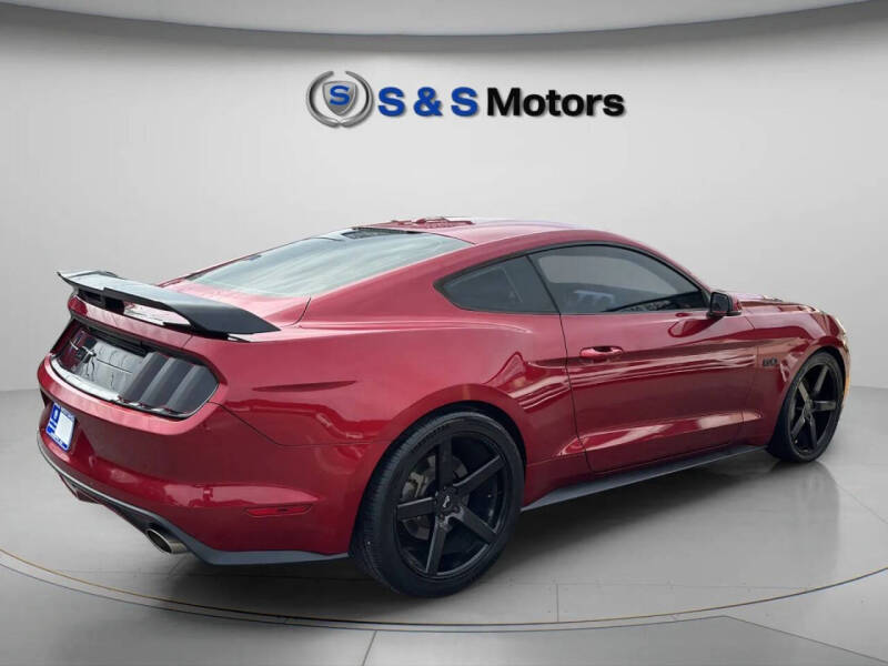 2015 Ford Mustang GT Premium
