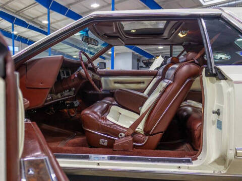 1977 Lincoln Mark V