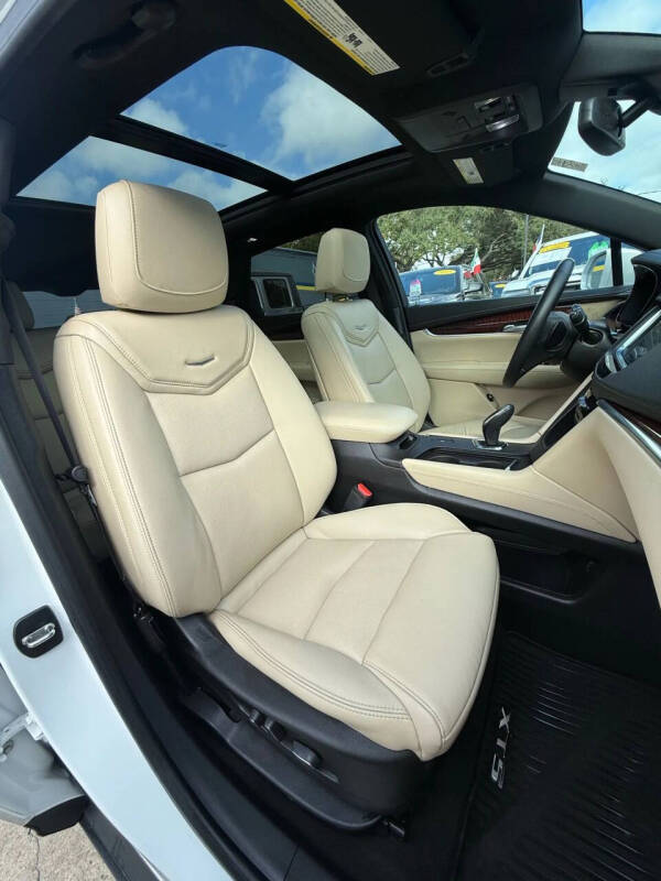 2018 Cadillac XT5 Luxury