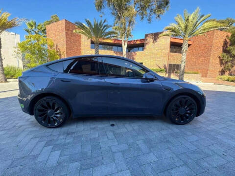 2024 Tesla Model Y Long Range