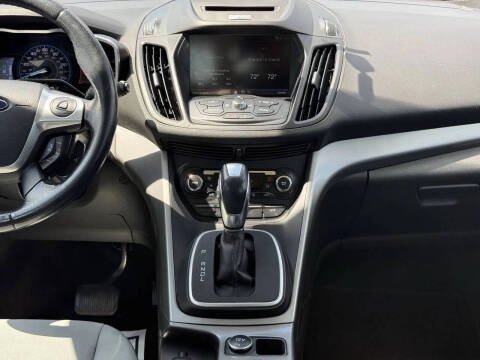 2013 Ford C-MAX Hybrid SE