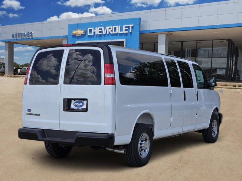 2026 Chevrolet Express LS 3500