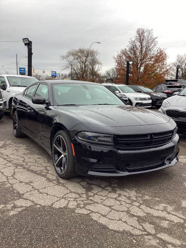 2017 Dodge Charger null photo 19