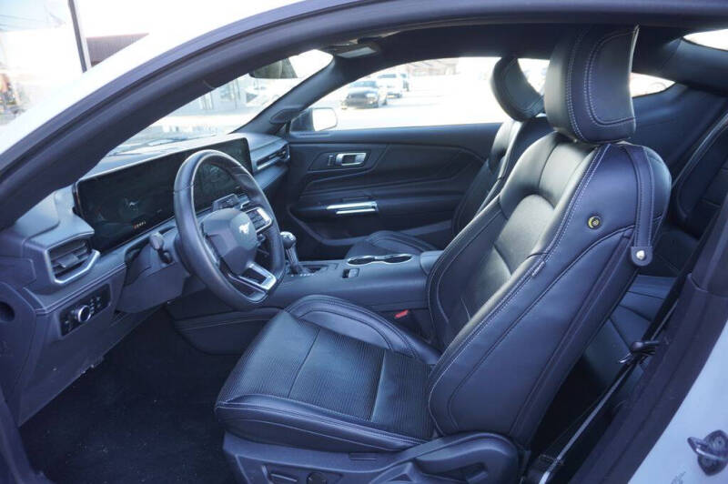 2024 Ford Mustang EcoBoost Premium