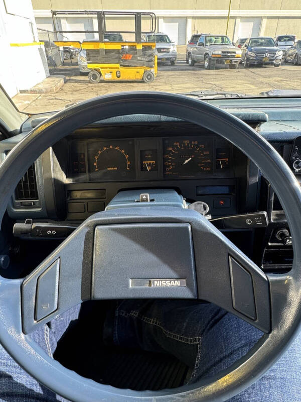 1987 Nissan Truck