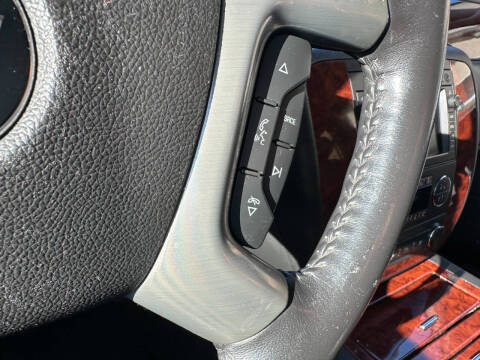 2011 Chevrolet Avalanche LTZ