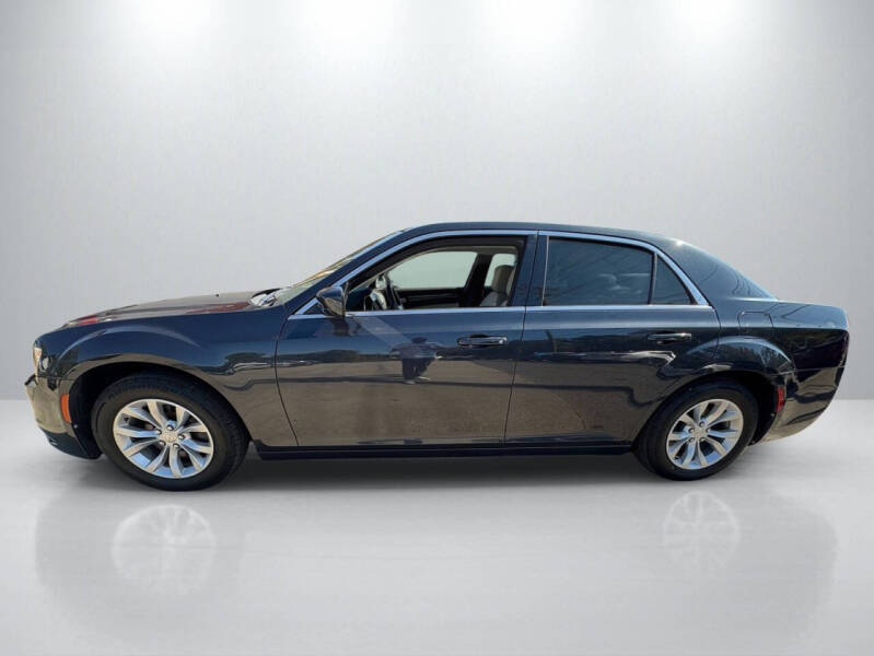 2018 Chrysler 300 Touring