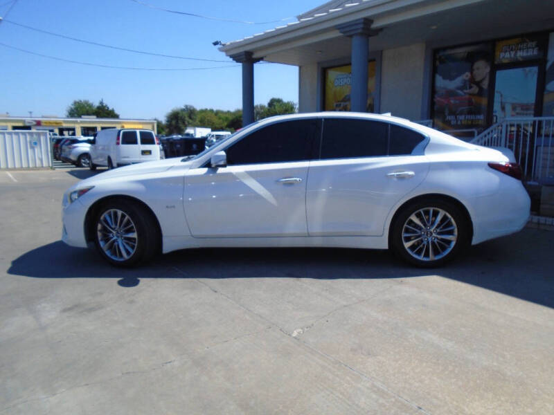 2018 Infiniti Q50 2.0T Luxe