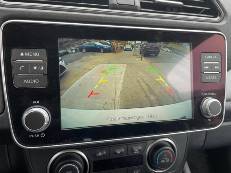 2022 Nissan LEAF S PLUS