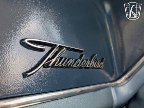 1964 Ford Thunderbird