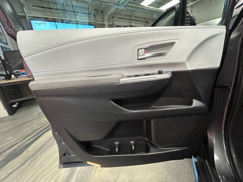 2025 Toyota Sienna