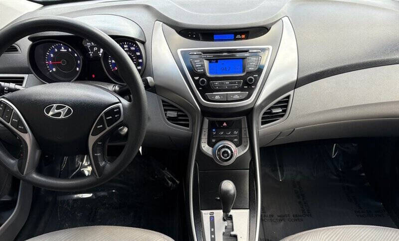 2013 Hyundai Elantra GLS