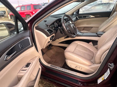 2017 Lincoln MKZ Select