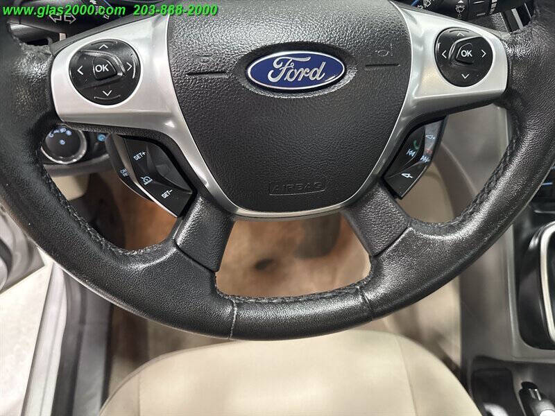 2013 Ford C-MAX Hybrid SE