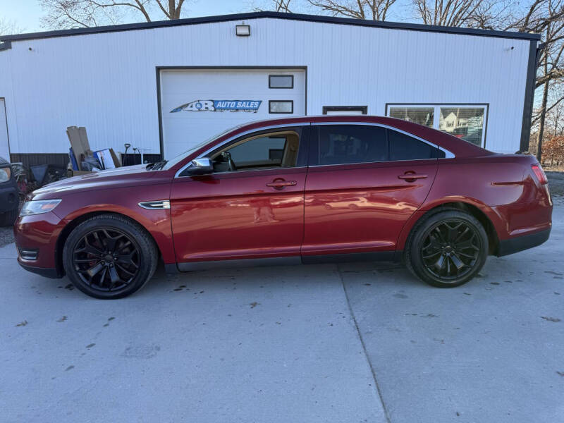 2015 Ford Taurus Limited's photo