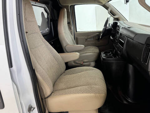 2021 Chevrolet Express 2500