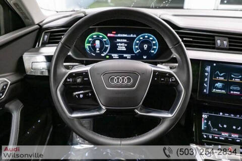 2024 Audi Q8 e-tron quattro Premium Plus