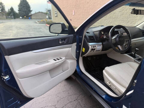 2011 Subaru Outback 2.5i Premium