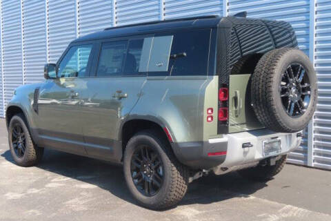 2024 Land Rover Defender 110 P300 S