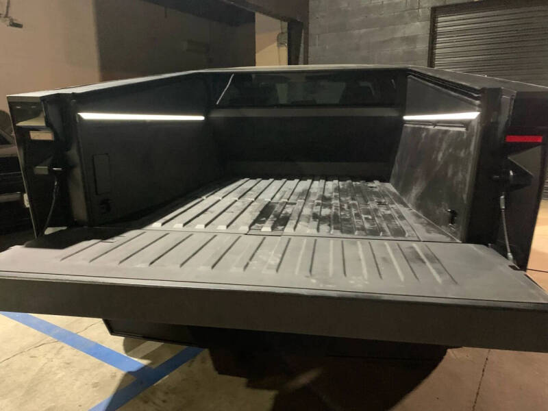 2024 Tesla Cybertruck