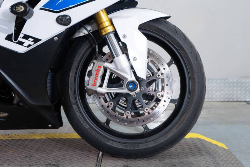 2014 BMW HP 4