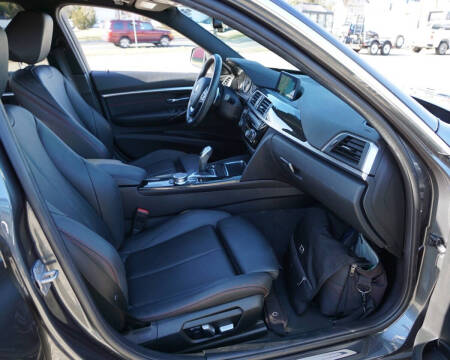 2018 BMW 3 Series 330i xDrive