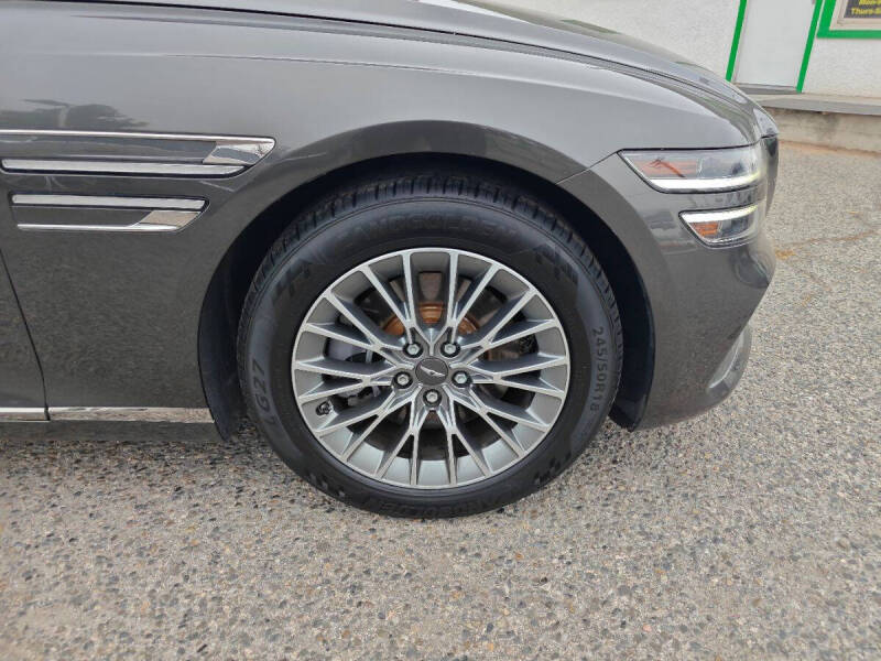 2023 Genesis G80
