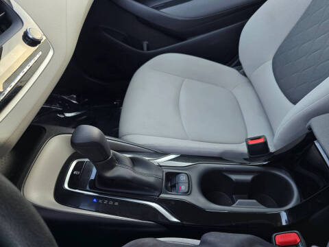 2022 Toyota Corolla LE