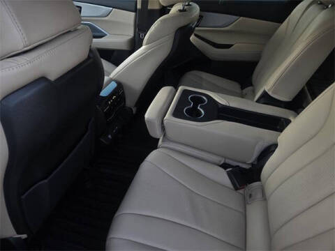 2025 Acura MDX w/Tech