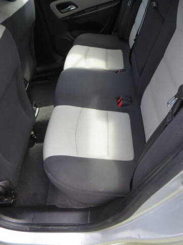 2014 Chevrolet Cruze LS Auto