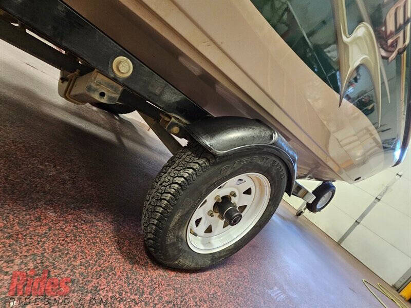 2003 Crestliner 1600