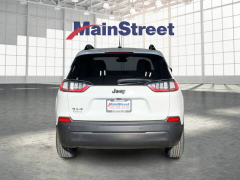 2023 Jeep Cherokee Altitude Lux