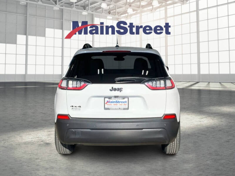 2023 Jeep Cherokee Altitude Lux