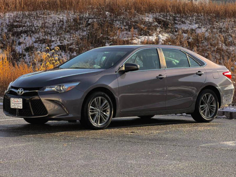 2016 Toyota Camry Special Edition photo 4