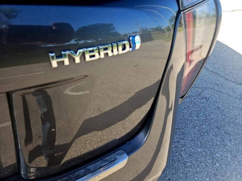 2016 Toyota Prius Three Touring