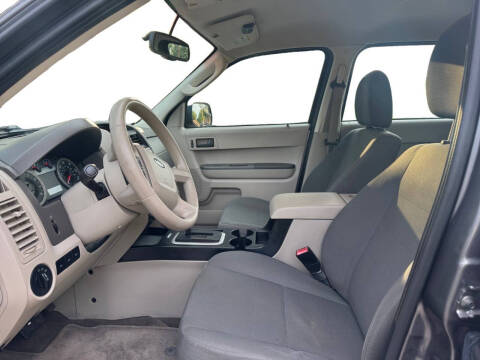 2011 Ford Escape XLS