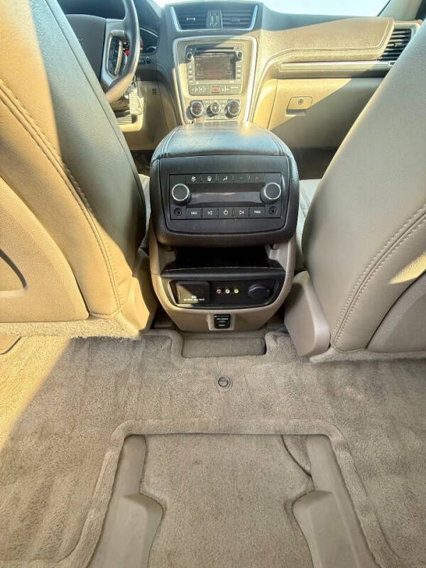 2015 GMC Acadia Denali